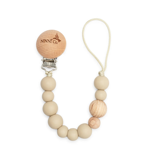 Ninni Co. Toffee Brown Pacifier Clip